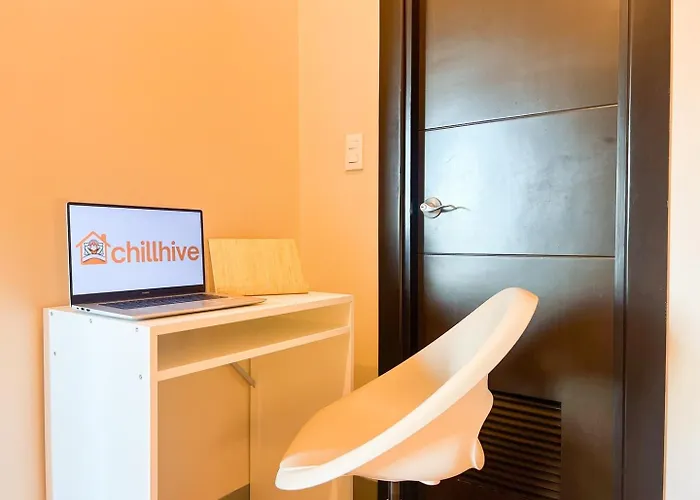 Holiday home Prime 1br In The Heart Of Bgc #upt12j Manila